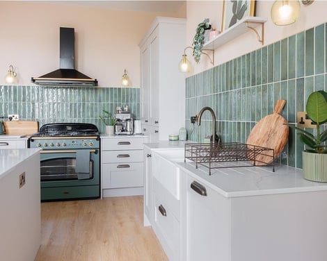 Elegant 5-Piece Shaker Cashmere Kitchen in Edinburgh | Raison Home - 2